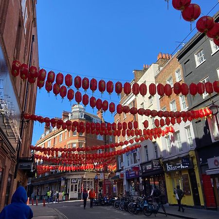 Stay In The Heart Of Soho Лондон Екстериор снимка