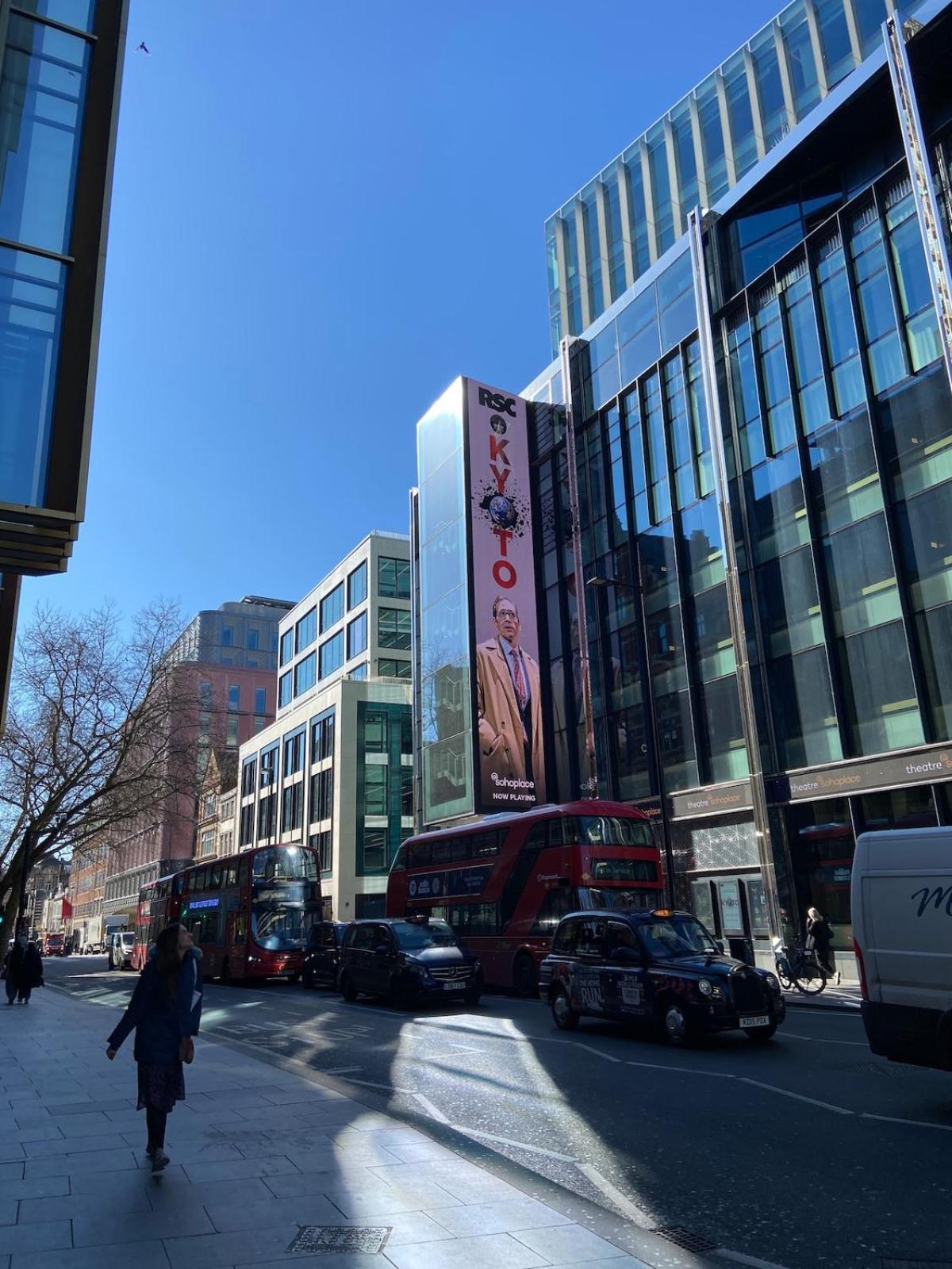 Stay In The Heart Of Soho Лондон Екстериор снимка